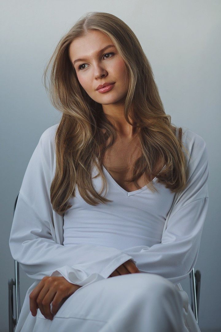 Julia, female model, Emporio Models
